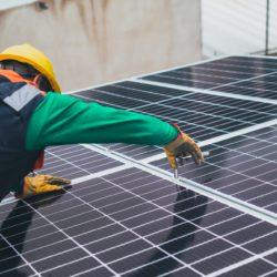 Solar Panels For Commercial Properties: 3 Benefits You Need To Know