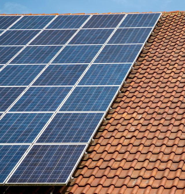 Certified Solar Panel Installer in Fullerton, California